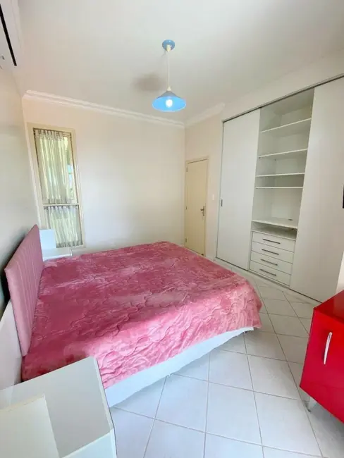 Casa com 5 quartos à venda, 400m2 em Flores, Manaus - AM - imagem 8 Foto 8 de Casa com 5 quartos à venda, 400m2 em Flores, Manaus - AM