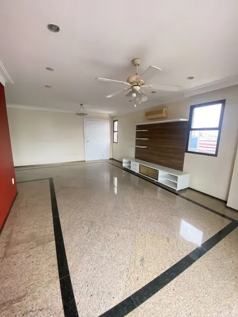 Apartamento com 3 quartos à venda, 190m2 em Nossa Senhora das Graças, Manaus - AM - imagem 6 Foto 6 de Apartamento com 3 quartos à venda, 190m2 em Nossa Senhora das Graças, Manaus - AM
