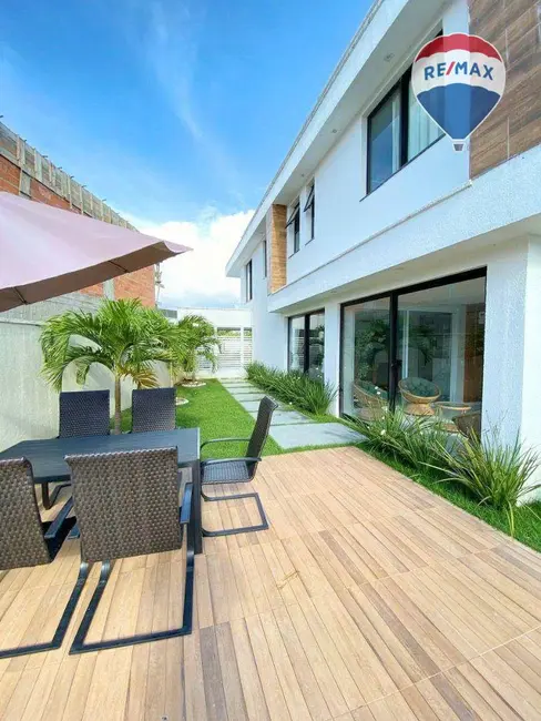 Casa de Condomínio com 4 quartos à venda, 437m2 em Ponta Negra, Manaus - AM - imagem 3 Foto 3 de Casa de Condomínio com 4 quartos à venda, 437m2 em Ponta Negra, Manaus - AM