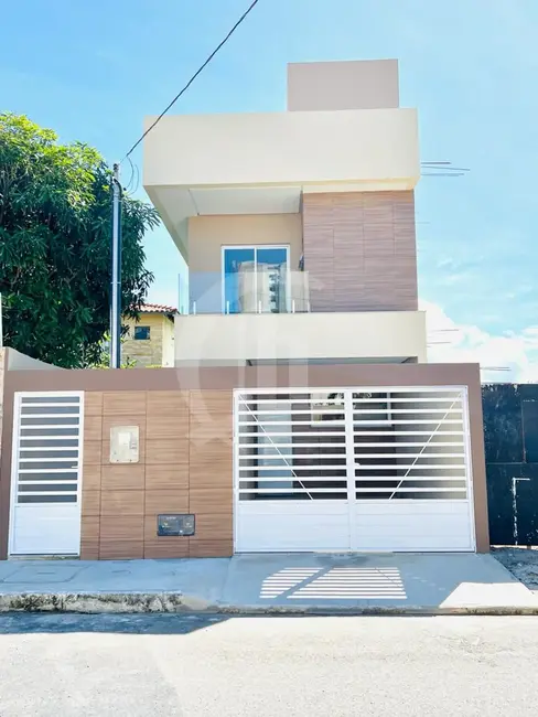 Foto 1 de Casa com 2 quartos à venda, 105m2 em Aracaju - SE
