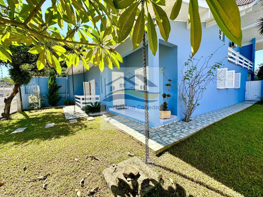 Sobrado com 4 quartos à venda em Santa Catarina, Sapucaia Do Sul - RS - imagem 8 Foto 8 de Sobrado com 4 quartos à venda em Santa Catarina, Sapucaia Do Sul - RS