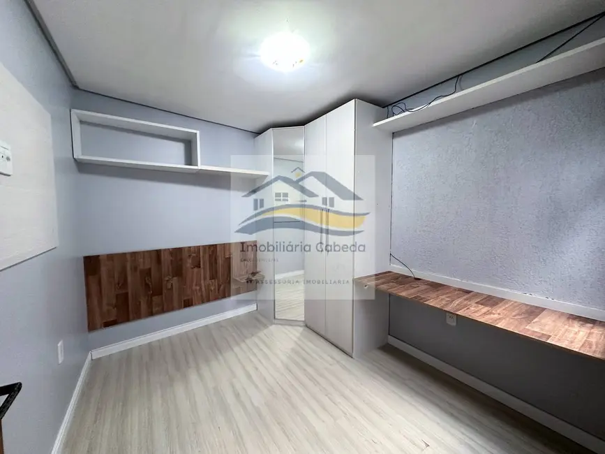 Casa com 3 quartos à venda, 144m2 em Ipiranga, Sapucaia Do Sul - RS - imagem 6 Foto 6 de Casa com 3 quartos à venda, 144m2 em Ipiranga, Sapucaia Do Sul - RS