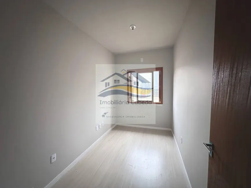 Casa com 2 quartos à venda, 150m2 em Vargas, Sapucaia Do Sul - RS - imagem 4 Foto 4 de Casa com 2 quartos à venda, 150m2 em Vargas, Sapucaia Do Sul - RS