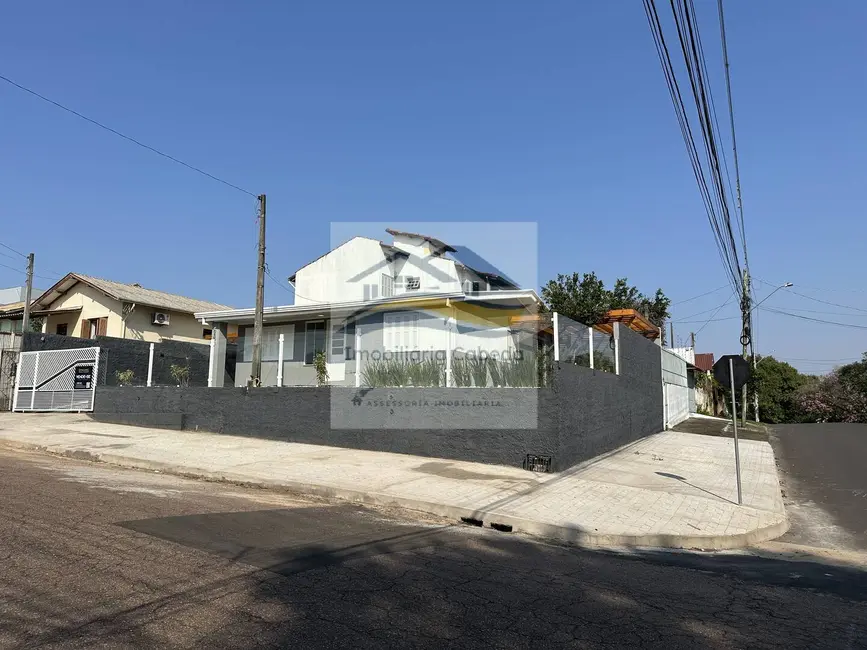 Foto 2 de Casa com 3 quartos à venda, 260m2 em Silva, Sapucaia Do Sul - RS