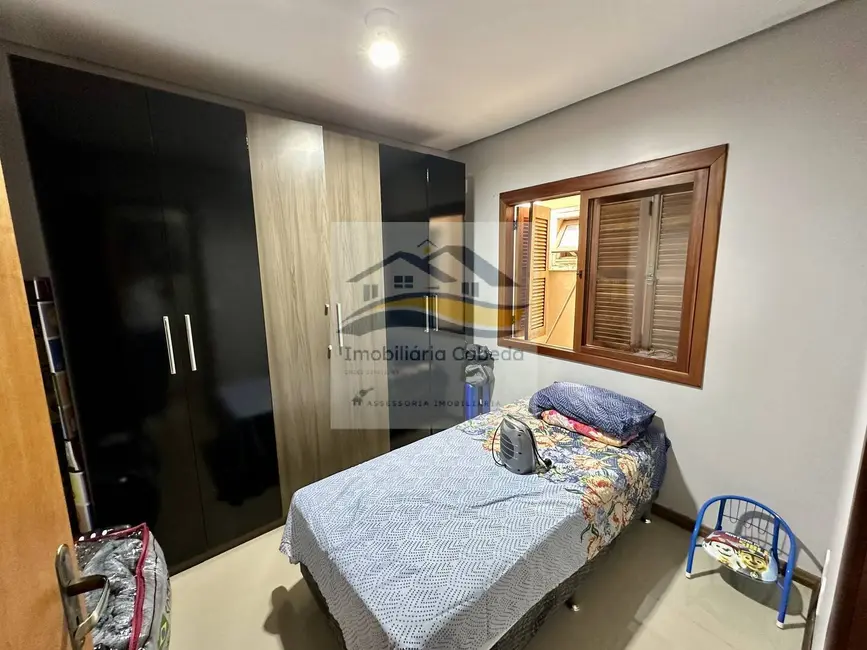 Casa com 3 quartos à venda, 70m2 em Vargas, Sapucaia Do Sul - RS - imagem 6 Foto 6 de Casa com 3 quartos à venda, 70m2 em Vargas, Sapucaia Do Sul - RS