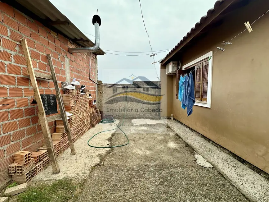 Casa com 3 quartos à venda, 70m2 em Vargas, Sapucaia Do Sul - RS - imagem 5 Foto 5 de Casa com 3 quartos à venda, 70m2 em Vargas, Sapucaia Do Sul - RS