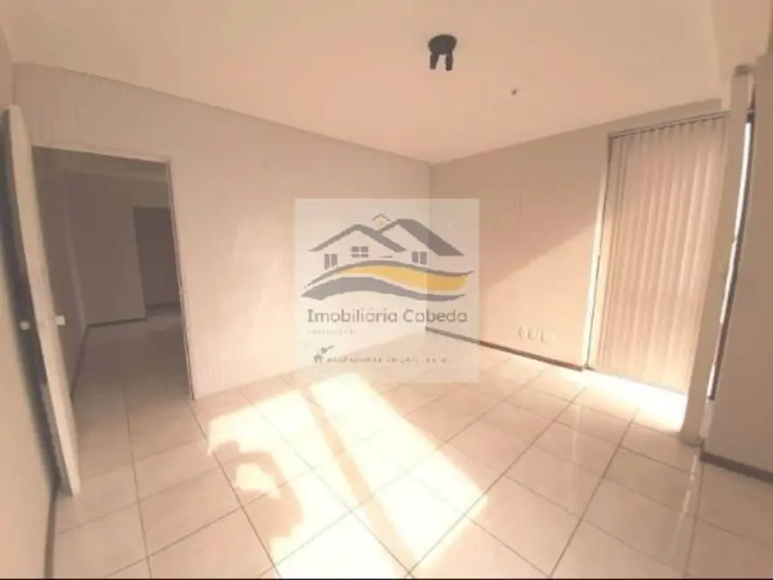 Sala Comercial à venda, 40m2 em São João, Porto Alegre - RS - imagem 4 Foto 4 de Sala Comercial à venda, 40m2 em São João, Porto Alegre - RS