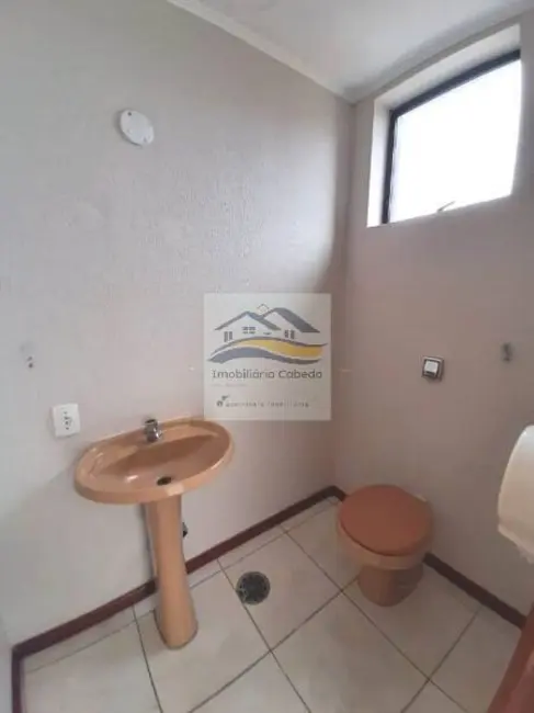 Sala Comercial à venda, 40m2 em São João, Porto Alegre - RS - imagem 6 Foto 6 de Sala Comercial à venda, 40m2 em São João, Porto Alegre - RS