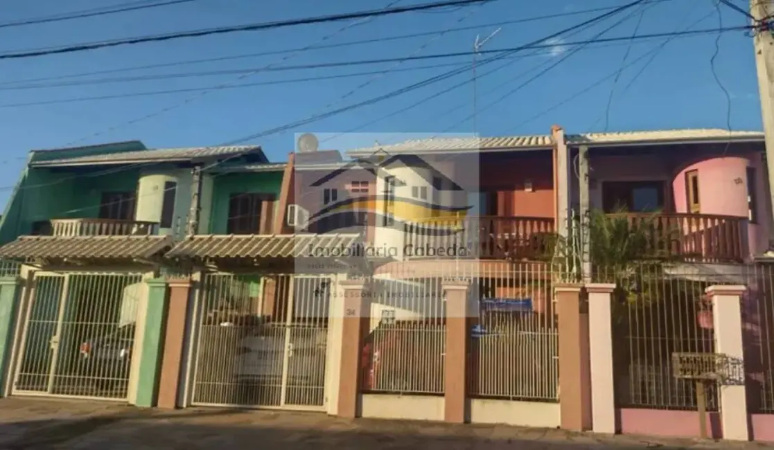 Foto 1 de Sobrado com 2 quartos à venda, 95m2 em Pasqualini, Sapucaia Do Sul - RS