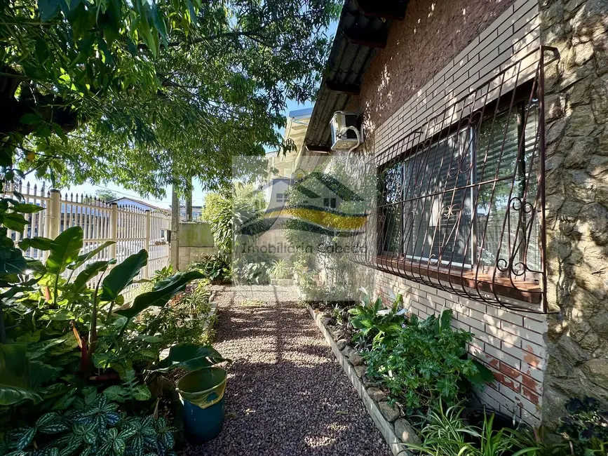 Foto 1 de Casa com 3 quartos à venda, 180m2 em Nova Sapucaia, Sapucaia Do Sul - RS