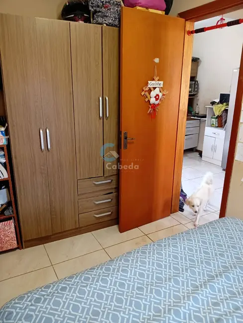 Casa com 1 quarto à venda em Lomba da Palmeira, Sapucaia Do Sul - RS - imagem 9 Foto 9 de Casa com 1 quarto à venda em Lomba da Palmeira, Sapucaia Do Sul - RS