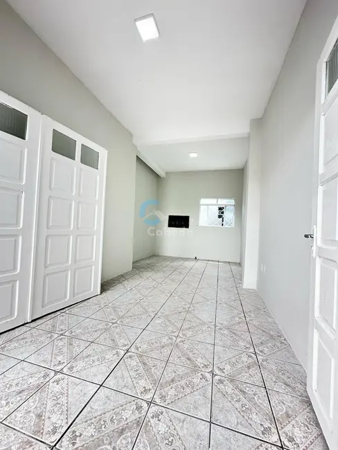 Foto 5 de Casa com 3 quartos à venda, 1225m2 em Santo Inácio, Esteio - RS
