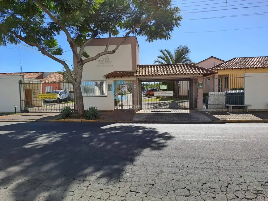 Foto 1 de Casa com 2 quartos à venda em Olaria, Canoas - RS