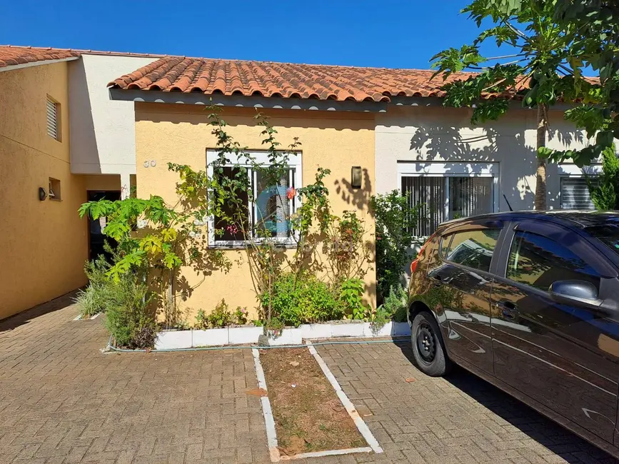 Foto 1 de Casa com 2 quartos à venda, 56m2 em Olaria, Canoas - RS