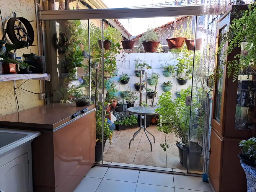 Casa com 2 quartos à venda, 56m2 em Olaria, Canoas - RS - imagem 7 Foto 7 de Casa com 2 quartos à venda, 56m2 em Olaria, Canoas - RS