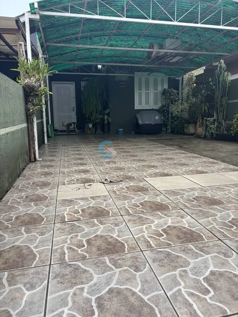 Casa com 2 quartos à venda, 64m2 em Capão da Cruz, Sapucaia Do Sul - RS - imagem 5 Foto 5 de Casa com 2 quartos à venda, 64m2 em Capão da Cruz, Sapucaia Do Sul - RS