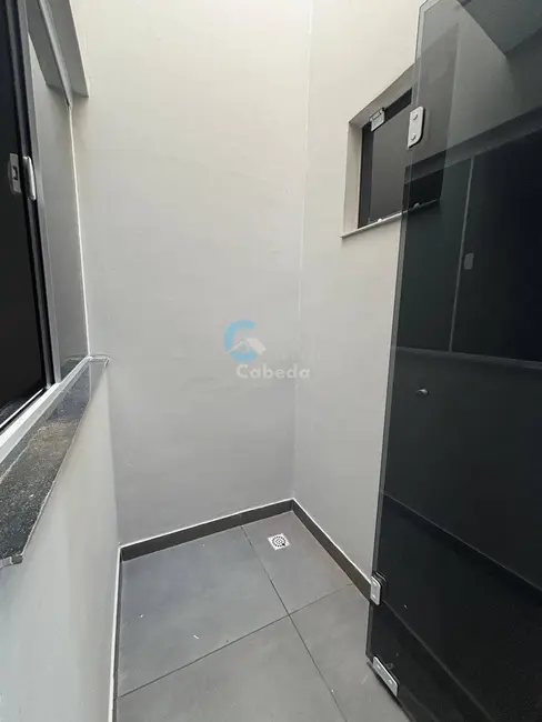 Casa com 3 quartos à venda, 65m2 em Ipiranga, Sapucaia Do Sul - RS - imagem 6 Foto 6 de Casa com 3 quartos à venda, 65m2 em Ipiranga, Sapucaia Do Sul - RS