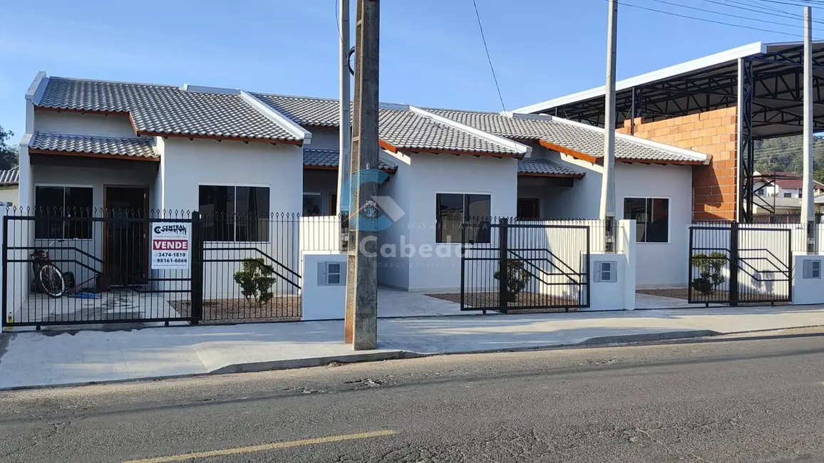Casa com 3 quartos à venda, 65m2 em Ipiranga, Sapucaia Do Sul - RS - imagem 1 Foto 1 de Casa com 3 quartos à venda, 65m2 em Ipiranga, Sapucaia Do Sul - RS