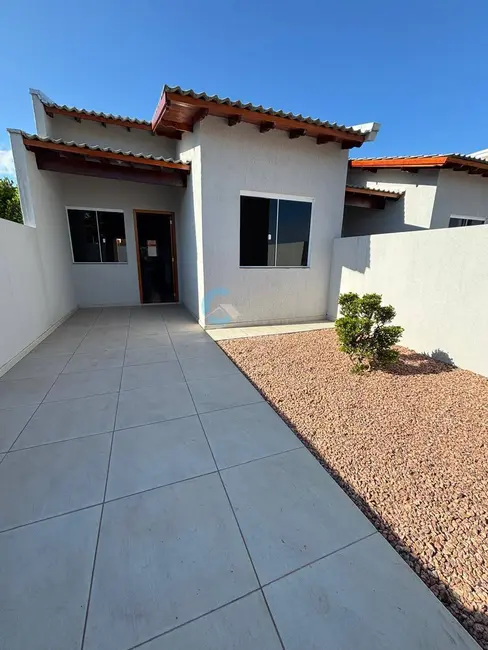 Casa com 3 quartos à venda, 65m2 em Ipiranga, Sapucaia Do Sul - RS - imagem 3 Foto 3 de Casa com 3 quartos à venda, 65m2 em Ipiranga, Sapucaia Do Sul - RS