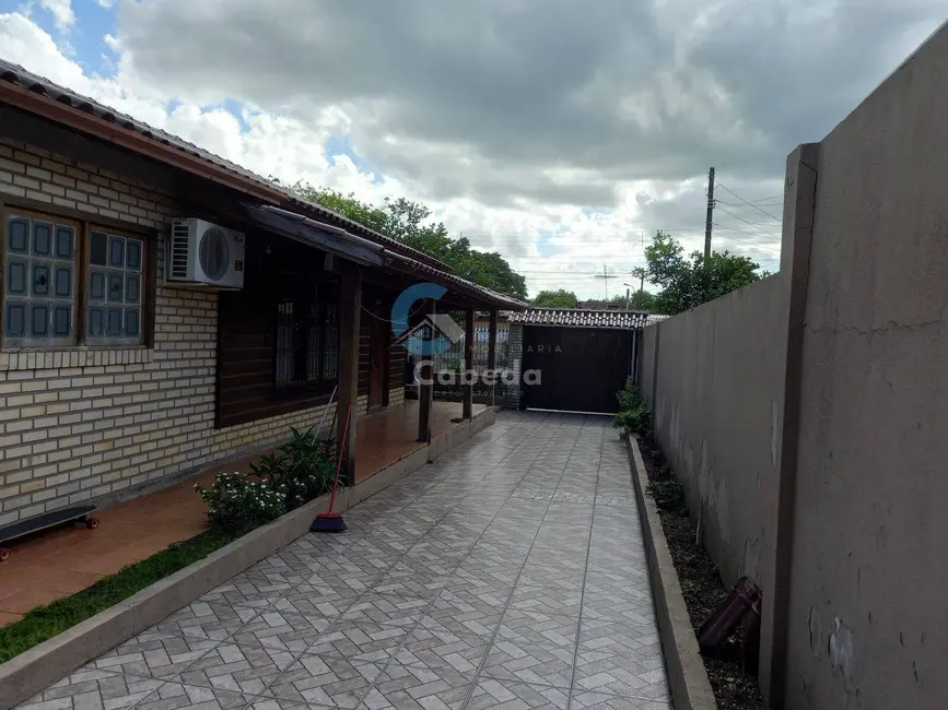Foto 2 de Casa com 5 quartos à venda, 325m2 em Novo Esteio, Esteio - RS