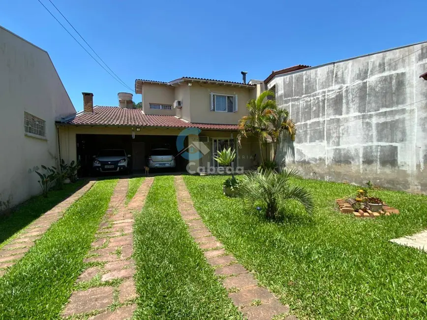 Foto 2 de Sobrado com 4 quartos à venda, 200m2 em Nova Sapucaia, Sapucaia Do Sul - RS