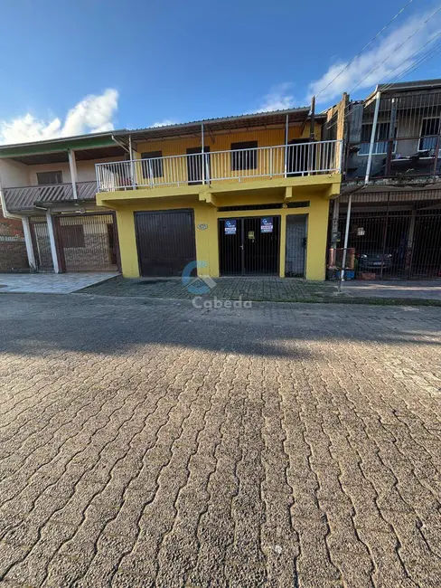Casa com 4 quartos à venda em Pasqualini, Sapucaia Do Sul - RS - imagem 1 Foto 1 de Casa com 4 quartos à venda em Pasqualini, Sapucaia Do Sul - RS