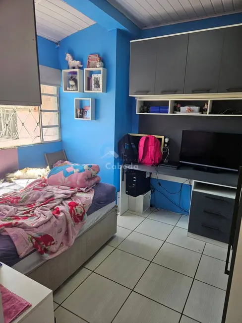 Casa com 2 quartos à venda, 199m2 em Primor, Sapucaia Do Sul - RS - imagem 3 Foto 3 de Casa com 2 quartos à venda, 199m2 em Primor, Sapucaia Do Sul - RS