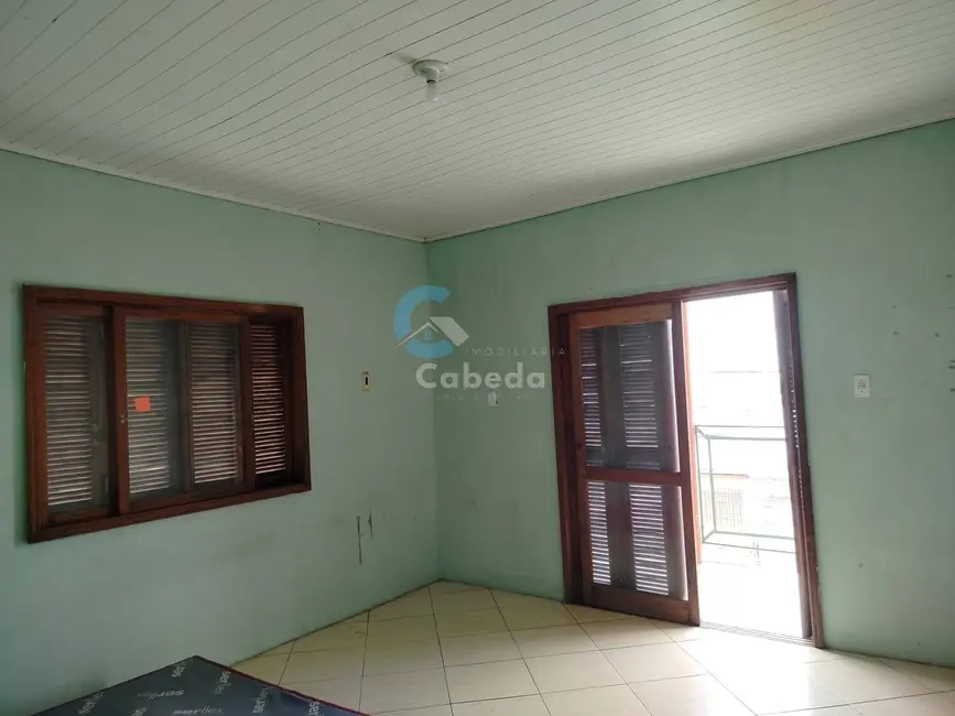 Casa com 4 quartos à venda, 160m2 em Vargas, Sapucaia Do Sul - RS - imagem 7 Foto 7 de Casa com 4 quartos à venda, 160m2 em Vargas, Sapucaia Do Sul - RS