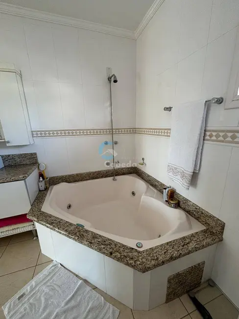 Foto 3 de Casa com 4 quartos à venda, 363m2 em Feitoria, Sao Leopoldo - RS