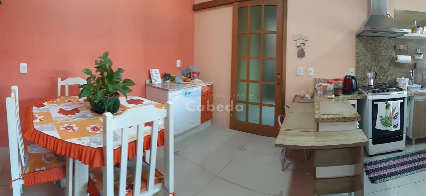 Casa com 2 quartos à venda em Primor, Sapucaia Do Sul - RS - imagem 2 Foto 2 de Casa com 2 quartos à venda em Primor, Sapucaia Do Sul - RS