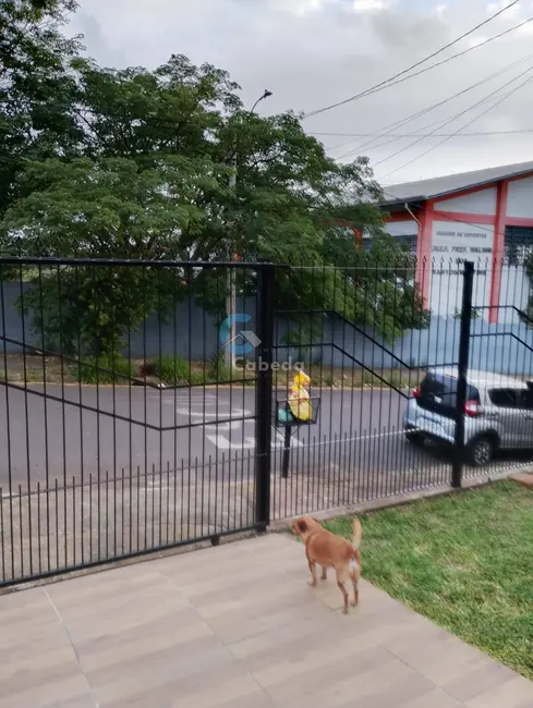 Casa com 1 quarto à venda, 720m2 em Vargas, Sapucaia Do Sul - RS - imagem 3 Foto 3 de Casa com 1 quarto à venda, 720m2 em Vargas, Sapucaia Do Sul - RS