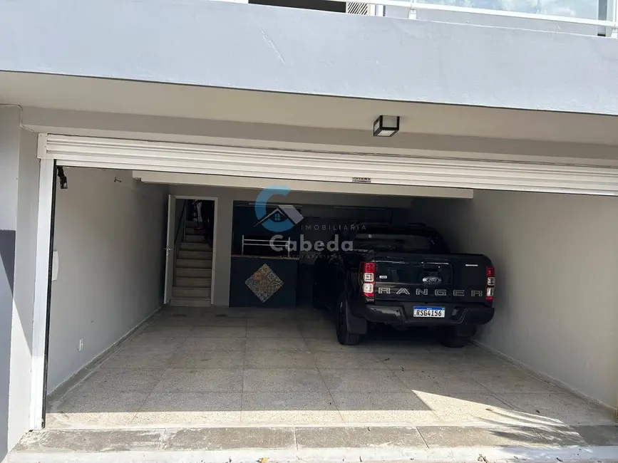 Foto 2 de Casa com 3 quartos à venda em Jardim Lindóia, Porto Alegre - RS