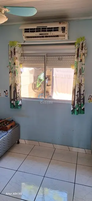 Casa com 2 quartos à venda em Jardim Planalto, Esteio - RS - imagem 5 Foto 5 de Casa com 2 quartos à venda em Jardim Planalto, Esteio - RS