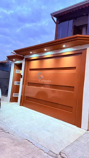 Foto 2 de Casa com 2 quartos à venda, 100019m2 em Jardim, Sapucaia Do Sul - RS