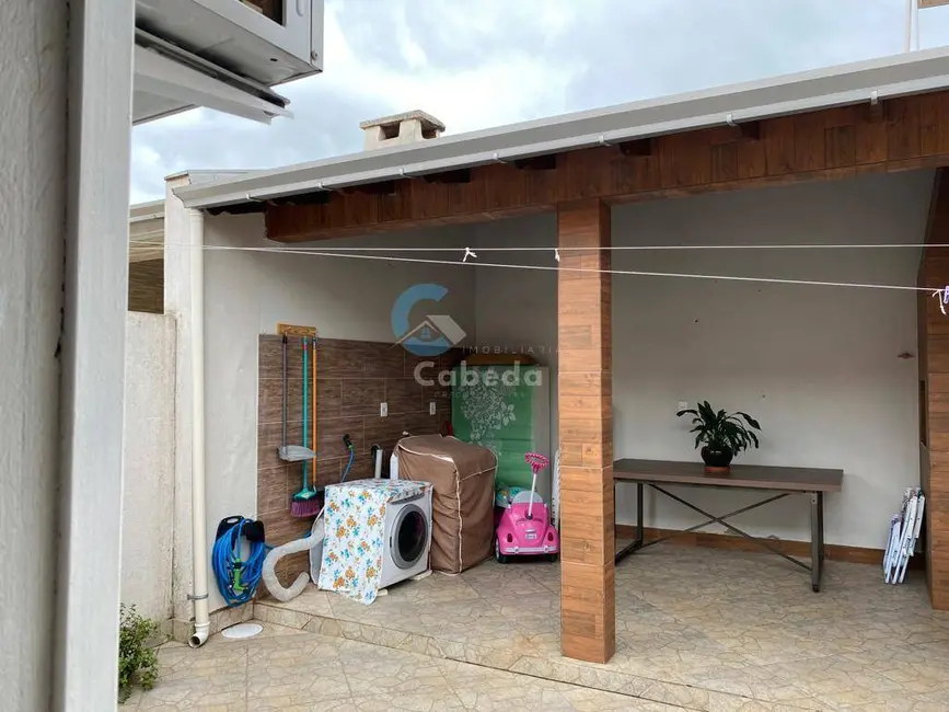 Foto 2 de Casa com 2 quartos à venda, 44m2 em Boa Vista, Sapucaia Do Sul - RS