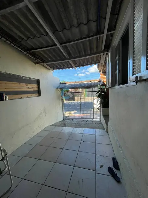 Foto 2 de Casa com 4 quartos à venda em Lomba da Palmeira, Sapucaia Do Sul - RS