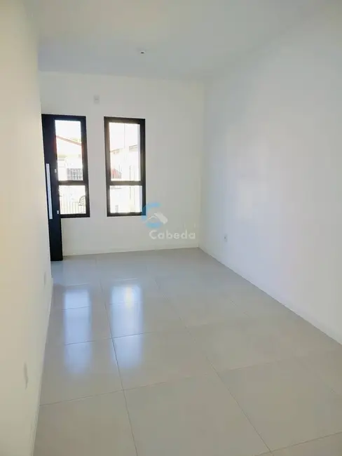 Foto 3 de Casa com 2 quartos à venda, 163m2 em Ipiranga, Sapucaia Do Sul - RS