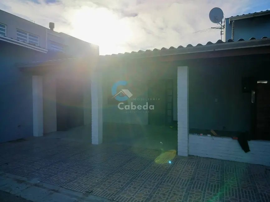 Casa com 3 quartos para alugar em Lomba da Palmeira, Sapucaia Do Sul - RS - imagem 1 Foto 1 de Casa com 3 quartos para alugar em Lomba da Palmeira, Sapucaia Do Sul - RS