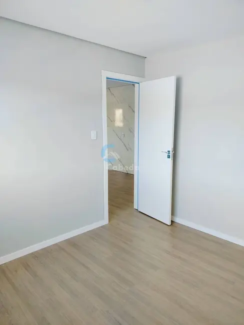 Foto 8 de Casa com 2 quartos à venda, 50m2 em Lomba da Palmeira, Sapucaia Do Sul - RS