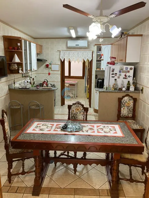 Foto 2 de Apartamento com 3 quartos à venda, 92m2 em Centro, Sapucaia Do Sul - RS