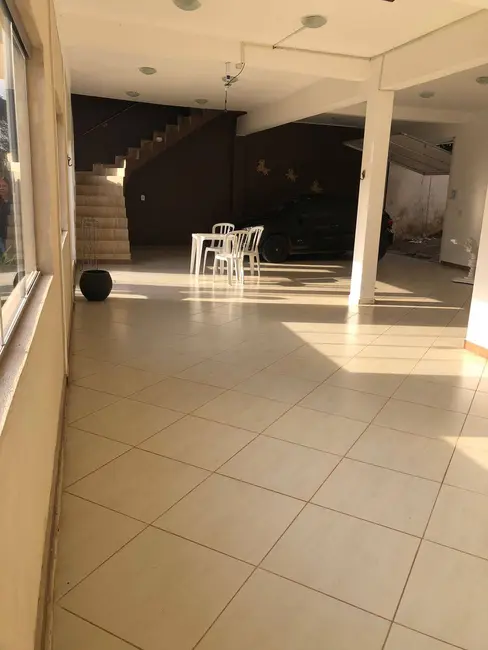 Foto 9 de Casa com 3 quartos à venda, 1000m2 em Mairipora - SP