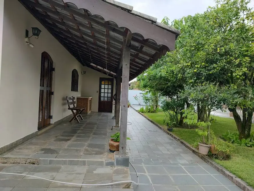 Foto 2 de Chácara com 3 quartos à venda, 2200m2 em Centro, Bom Jesus Dos Perdoes - SP