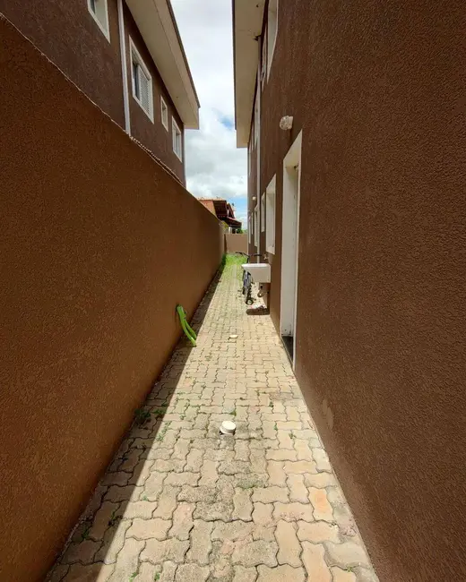 Foto 3 de Casa com 2 quartos à venda, 60m2 em Jardim São Felipe, Atibaia - SP