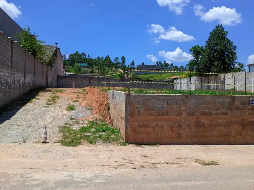 Foto 1 de Terreno / Lote à venda, 500m2 em Mairipora - SP