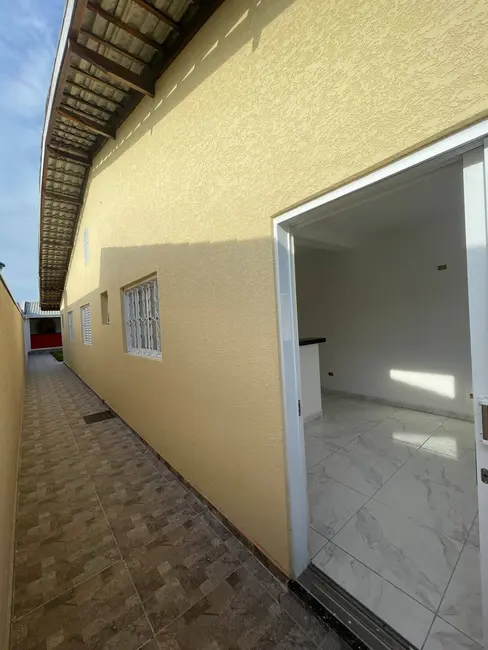 Foto 3 de Casa com 2 quartos à venda, 165m2 em Mairipora - SP