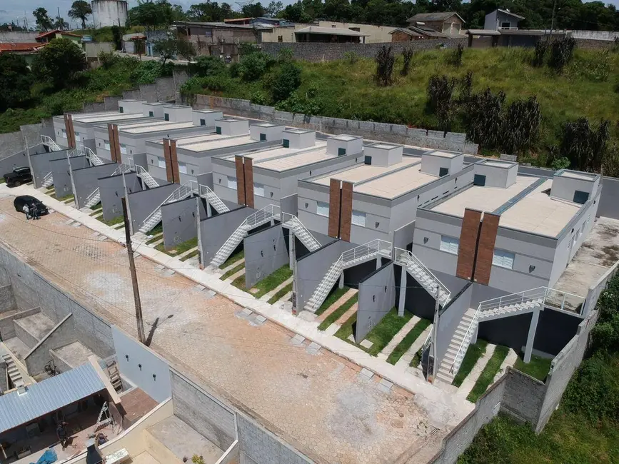 Foto 1 de Casa com 2 quartos à venda, 125m2 em Mairipora - SP