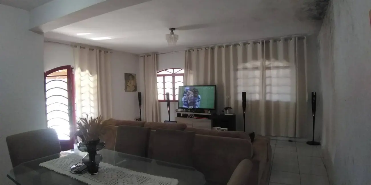 Foto 5 de Casa com 3 quartos à venda, 628m2 em Mairipora - SP