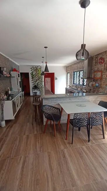 Foto 2 de Chácara com 3 quartos à venda e para alugar, 500m2 em Mairipora - SP