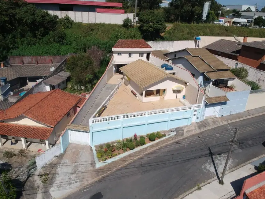 Foto 2 de Casa com 4 quartos à venda, 280m2 em Mairipora - SP
