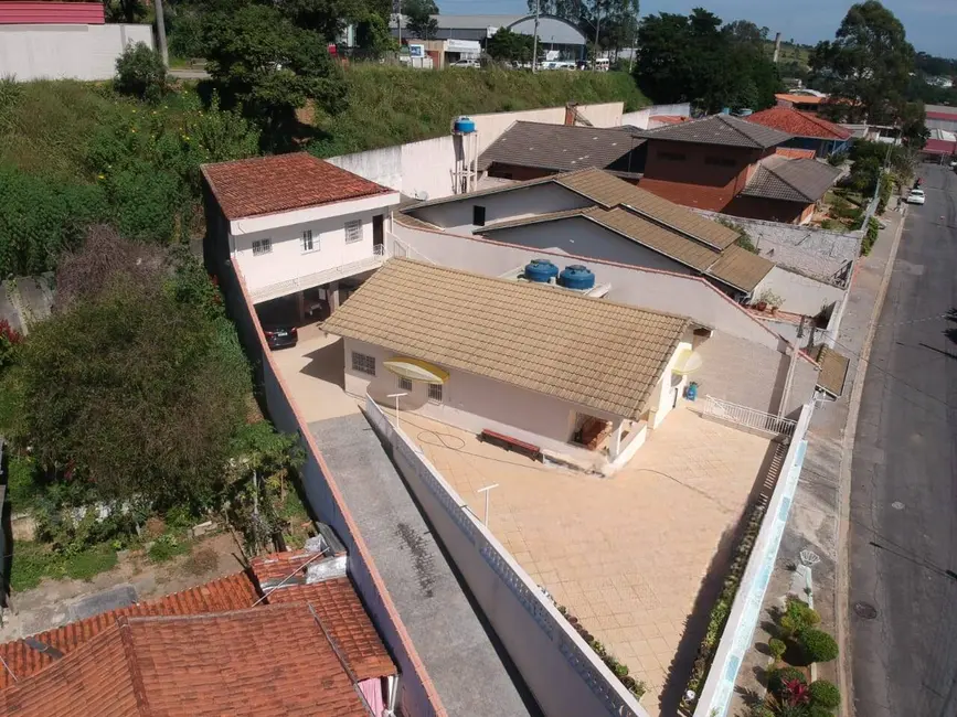 Foto 9 de Casa com 4 quartos à venda, 280m2 em Mairipora - SP